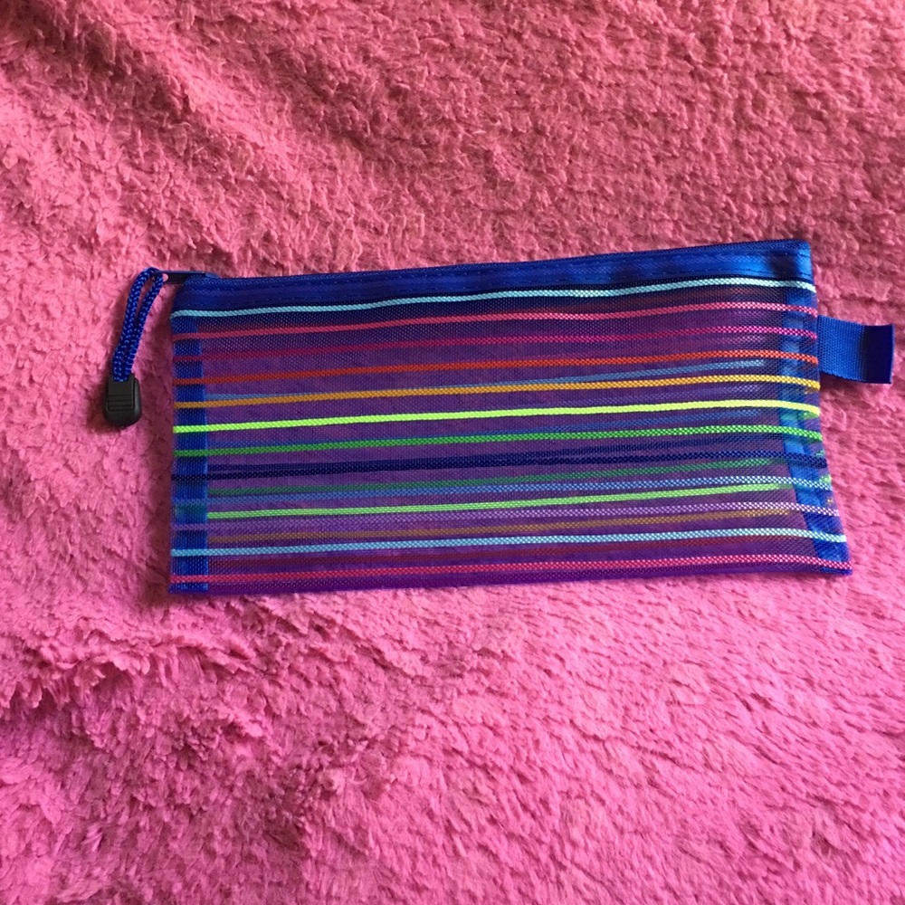 ❗️LAST ONE❗️Multi-Blue Mesh Pouch